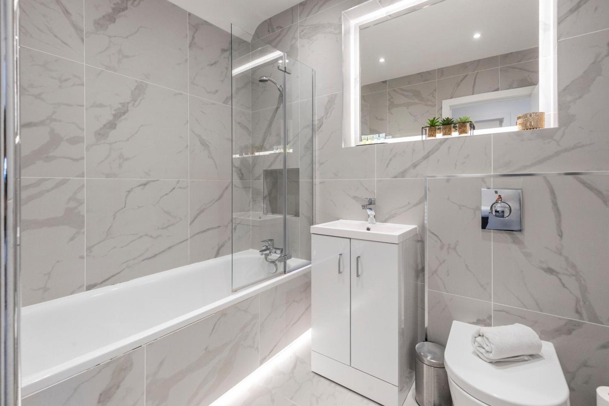 Luxurious 2 Bedroom - Apartment - Central Location Лондон Екстериор снимка